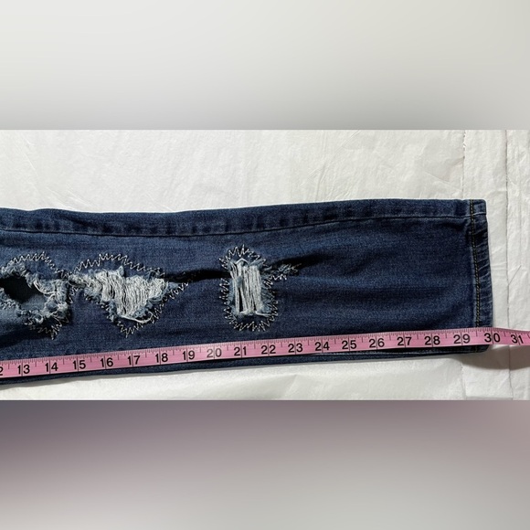 VIP jeans heavy distress size 13/14 - Picture 7 of 7